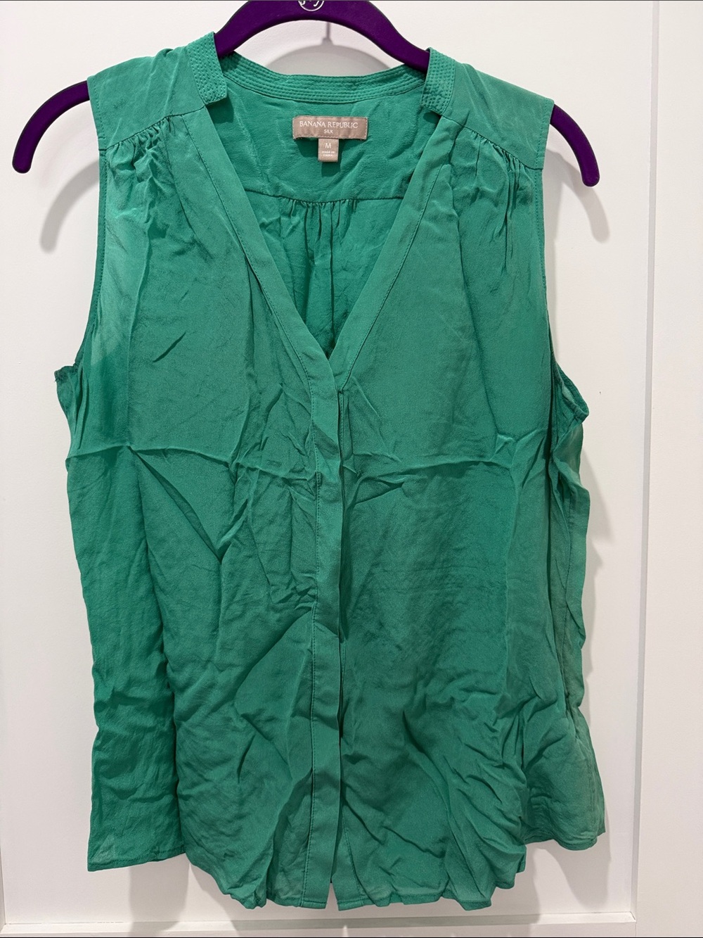 Banana Republic Emerald Green Sleeveless V-Neck Camisole